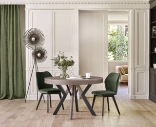 Setis Rondo round table with grey legs 